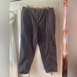 Chico's Dark Gray So Slimming Wide Leg Pants size 2.5